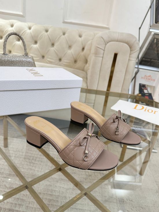 Christian Dior Embroidered Bow Decor Leather Slippers with Hardware Accent