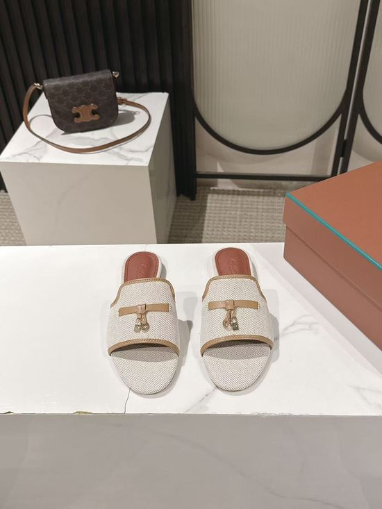 Loro Piana Fringed Buckle Slide Sandals Soft Comfortable Casual Daily Footwear