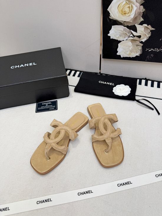Chanel Logo Decor Leather Slip On Thong Sandals