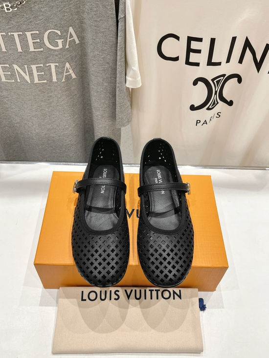 Louis Vuitton Genuine Leather Elegant Comfortable Mary Jane Flats