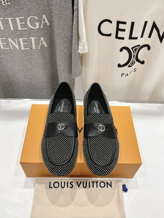 Louis Vuitton Suede Rivet Elegant Comfortable Slip On Loafers