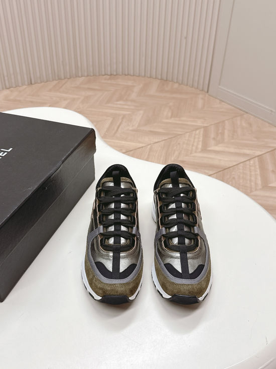 Chanel Leather Upper Platform Sneakers Breathable Lining Casual Daily Footwear