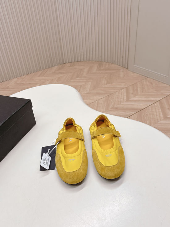 Prada Comfortable Lace-up Mary Jane Flats Soft Rubber Sole