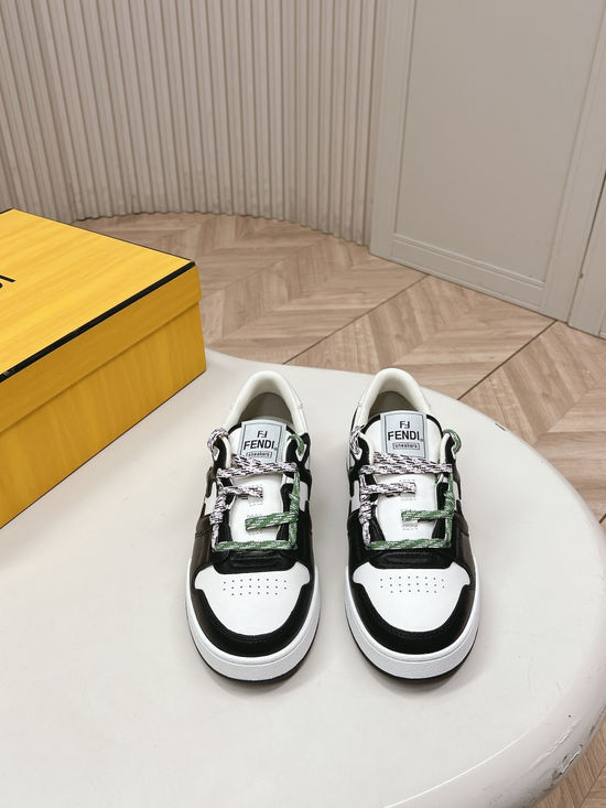 Fendi Leather Stitching Low-top Casual Skate Sneakers