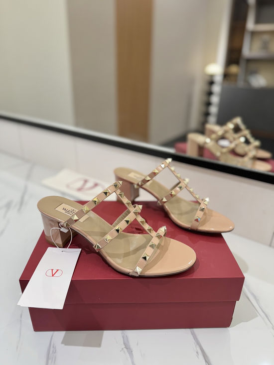 Valentino Premium Patent Leather Chunky Heel Riveted Slides