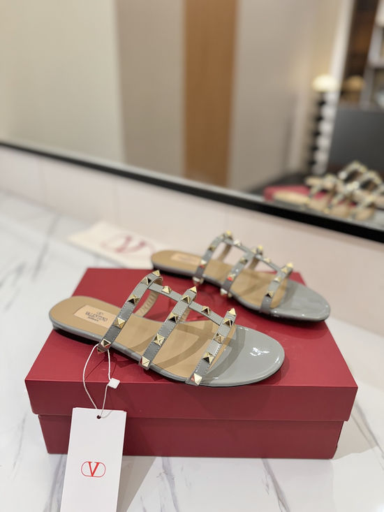 Valentino Premium Patent Leather Flat Slides with Rivet Detail