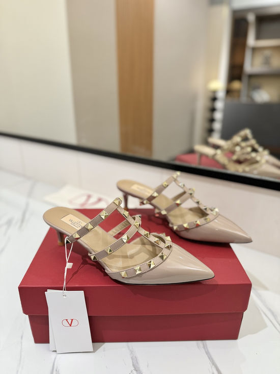 Valentino Rivet Pointed Toe Patent Leather Slide Sandals