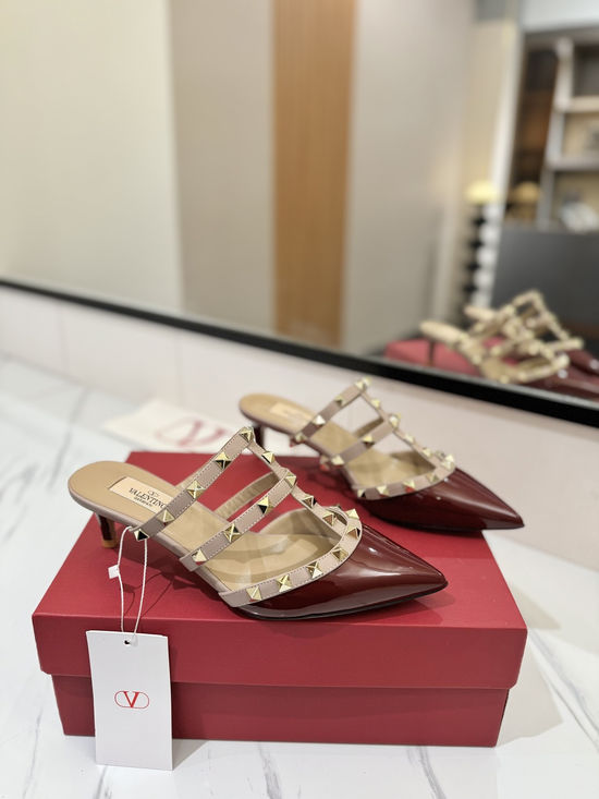 Valentino Rivet Pointed Toe Patent Leather Slide Sandals