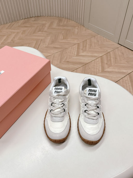 Miu Miu Thick Sole Canvas Casual Sneakers With Logo Decoration