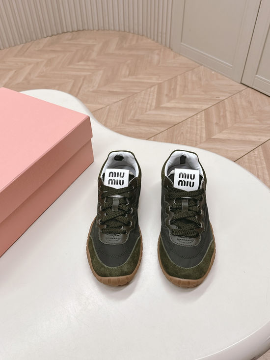 Miu Miu Thick Sole Canvas Casual Sneakers With Logo Decoration