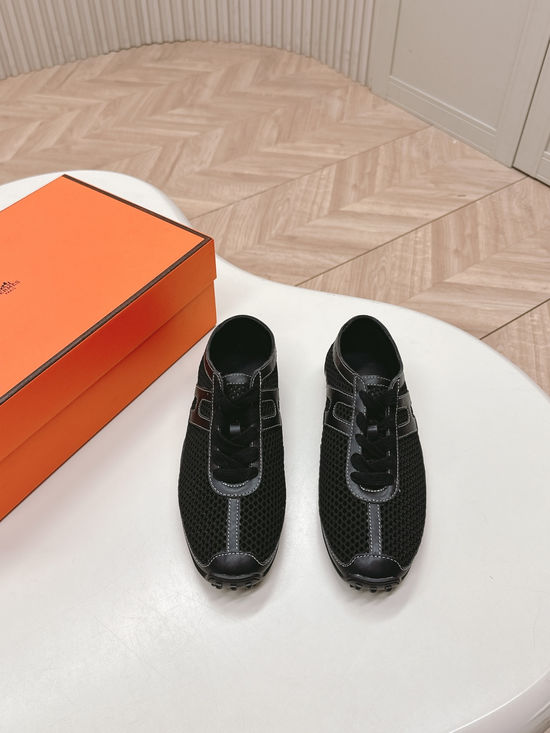 Hermes Mesh Breathable Casual Comfortable Lightweight Walking Shoes