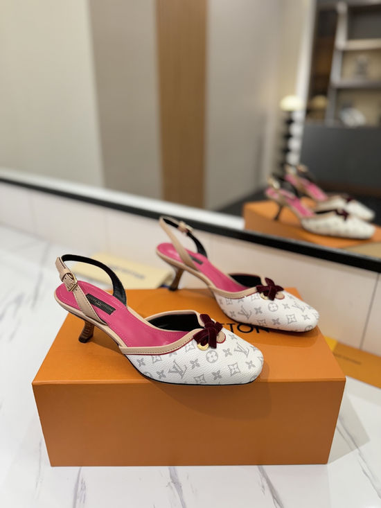 Louis Vuitton Elegant Open-Toe Sandals with Premium Materials and Custom Heel