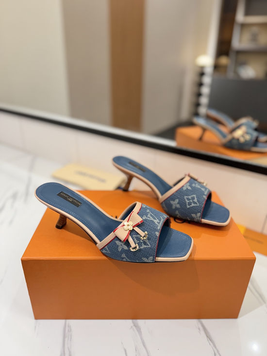 Louis Vuitton Elegant Open-Toe Sandals with Premium Materials and Custom Heel