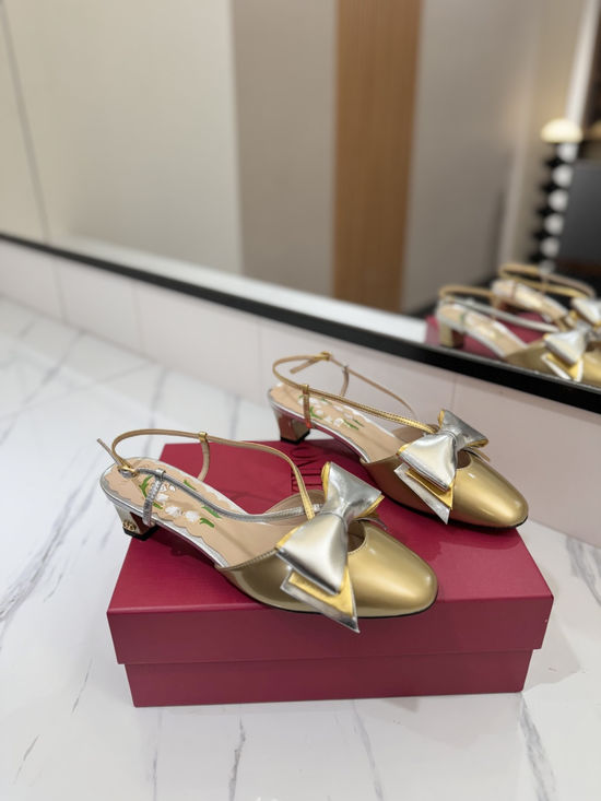 Valentino Bow Leather Open Toe Flat Sandals