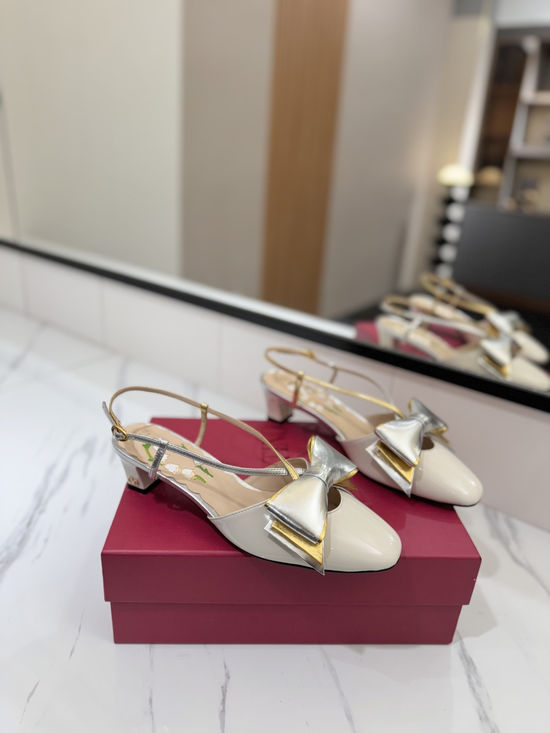 Valentino Bow Leather Open Toe Flat Sandals