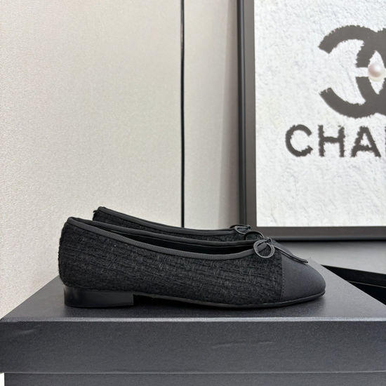 Chanel Two-tone Leather Slingback Ballet Flats with Real Leather Sole