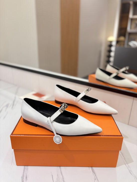 Hermes Soft Sheepskin Leather Sole Premium Casual Shoes