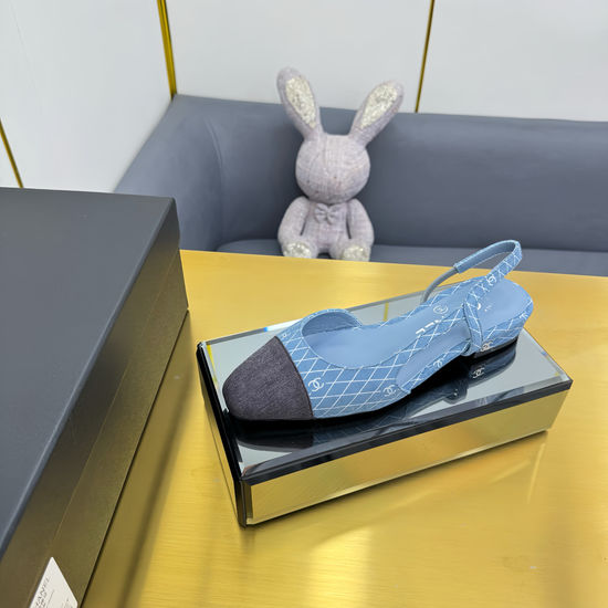 Chanel Classic Two Tone Slingback Flats Premium Sheepskin Lining