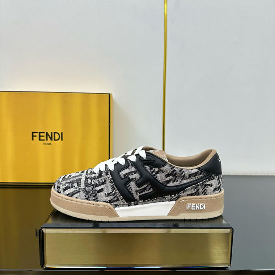 Fendi Mixed Material Retro Styled Casual Daily Sneakers
