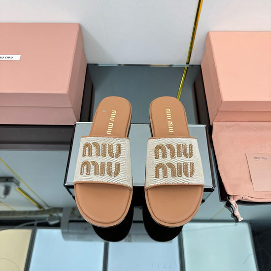 Miu Miu Genuine Leather Elegant Casual Slip On Slides
