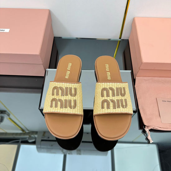 Miu Miu Genuine Leather Elegant Casual Slip On Slides