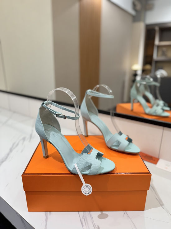 Hermes Elegant Palm Grain Leather High Heel Dress Shoes