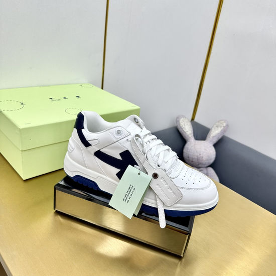 Fendi Color Block Casual Sneakers with Logo Design