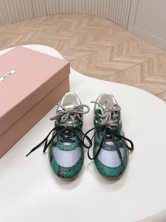 Miu Miu Snakeskin Print Casual Sneakers Lightweight Soft Comfortable Versatile Shoes