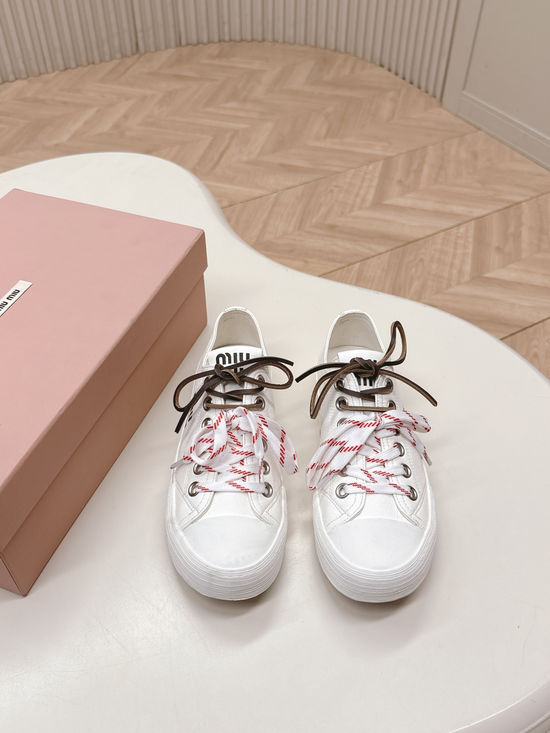 Miu Miu Vintage Canvas Double-Lace Low-Top Casual Sneakers