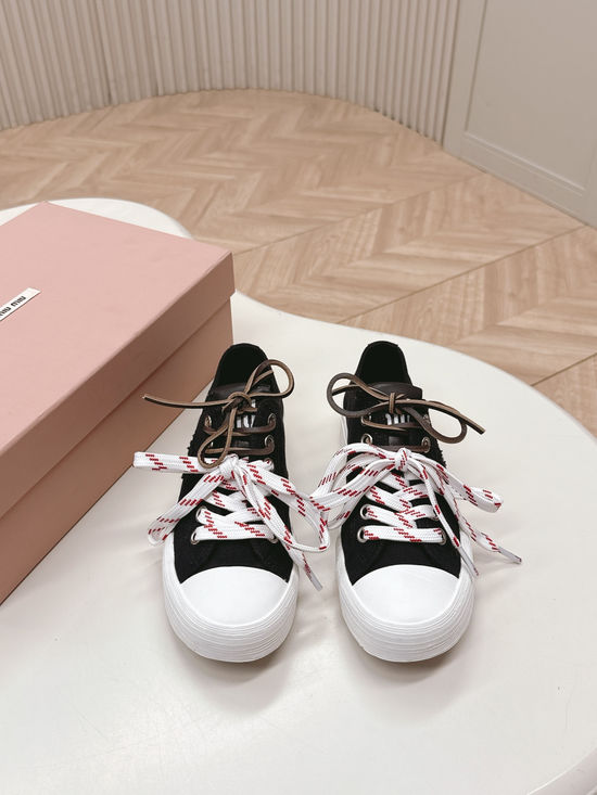 Miu Miu Vintage Canvas Double-Lace Low-Top Casual Sneakers