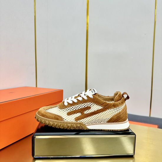 Hermes Retro Style Leather Skate Shoes with Comfortable Lining