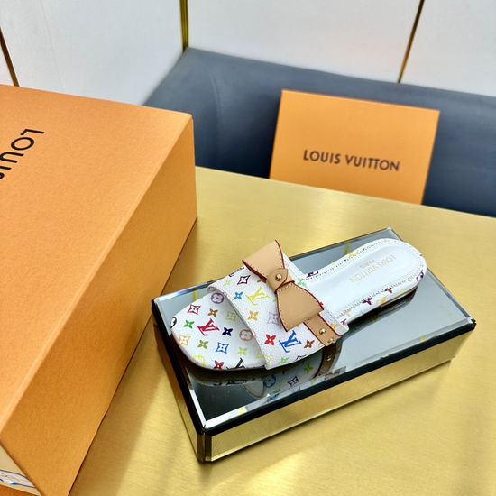 Louis Vuitton One-Strap Leather Slippers Bow Detail Soft Comfortable Sole