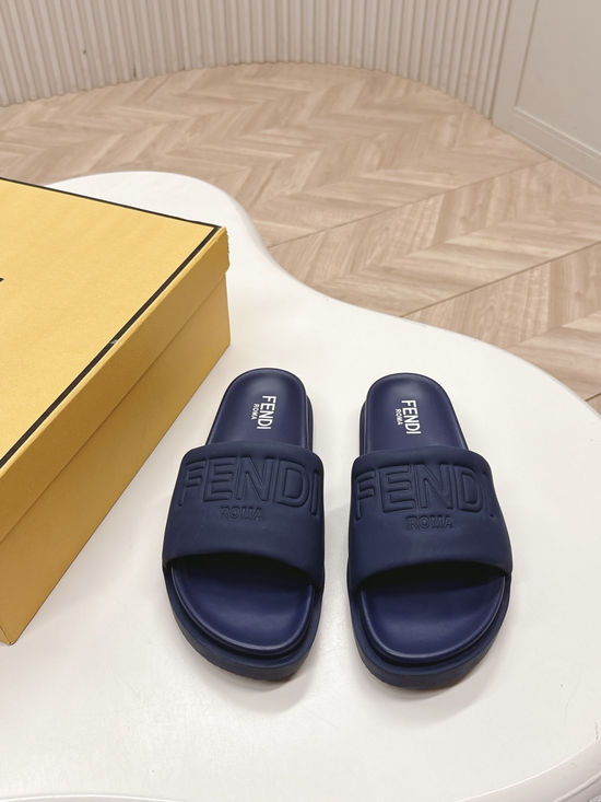 Fendi Wide Strap Non-slip Comfortable Casual Beach Slide Sandals