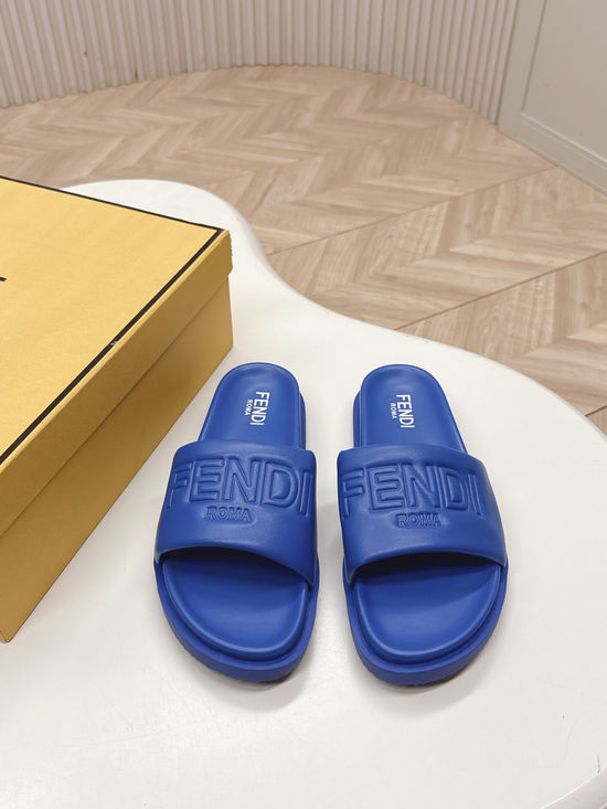 Fendi Wide Strap Non-slip Comfortable Casual Beach Slide Sandals