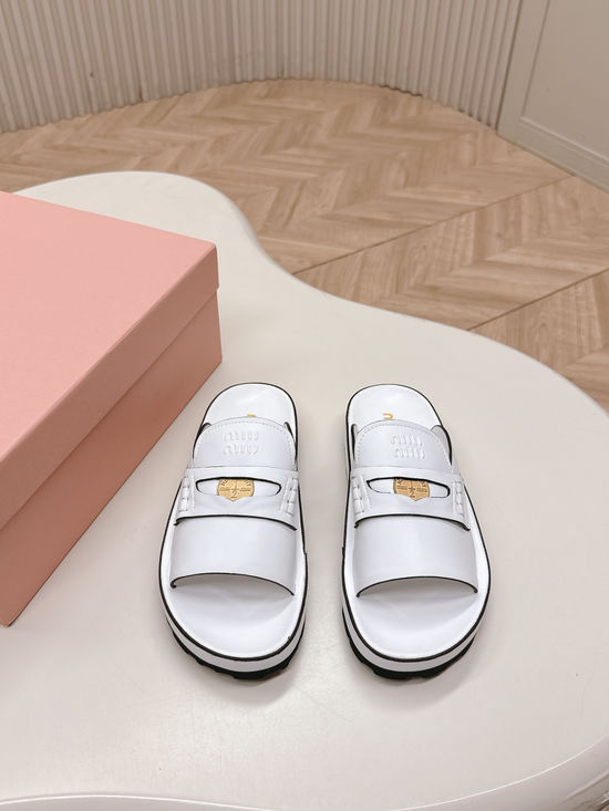 Miu Miu Vintage Decor Slides Soft Leather Lining Non-slip Casual Daily Slippers