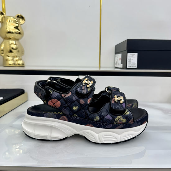 Chanel Premium Leather Upper Casual Comfort Beach Slides