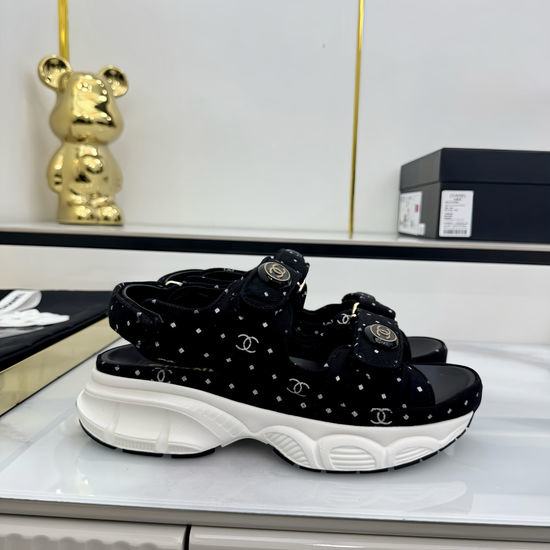 Chanel Premium Leather Upper Casual Comfort Beach Slides