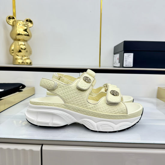 Chanel Soft Leather Upper Comfortable Casual Beach Slides