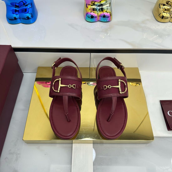 Gucci Gold Buckle Leather Toe Post Sandals Premium Quality