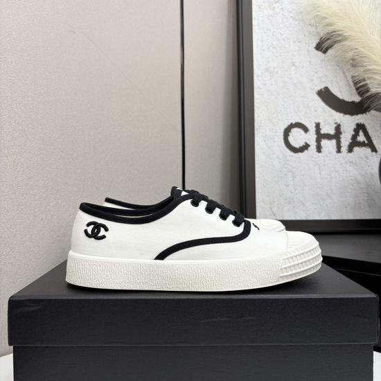Chanel Two Tone Casual Sneakers Comfortable Versatile Daily Footwear