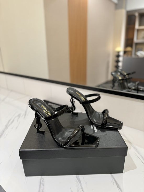 Yves Saint Laurent Decorative Heel Patent Leather High Heel Sandals