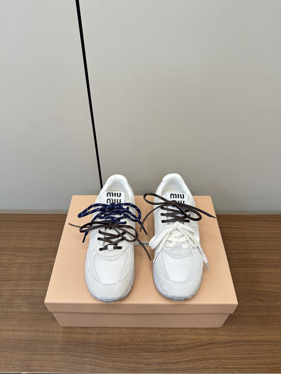 Miu Miu Vintage Distressed Leather Chunky Sneakers Soft Insole Non-slip Outsole