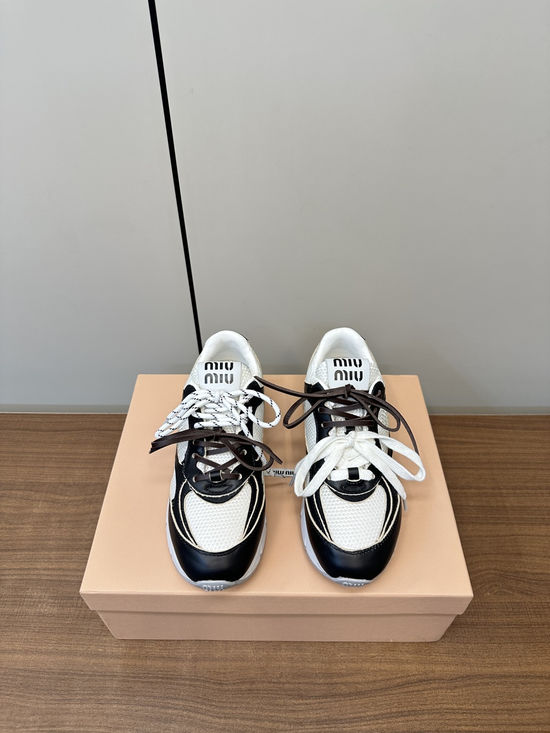 Miu Miu Vintage Distressed Leather Chunky Sneakers Soft Insole Non-slip Outsole