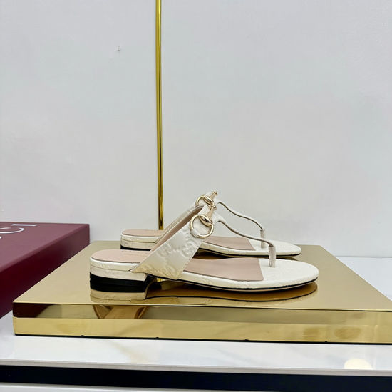 Gucci Classic Buckle Genuine Leather Flip Flop Sandals