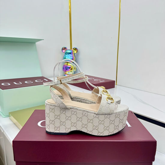 Gucci Leather Lined Horsebit Adjustable Strap Mid Heel Sandals