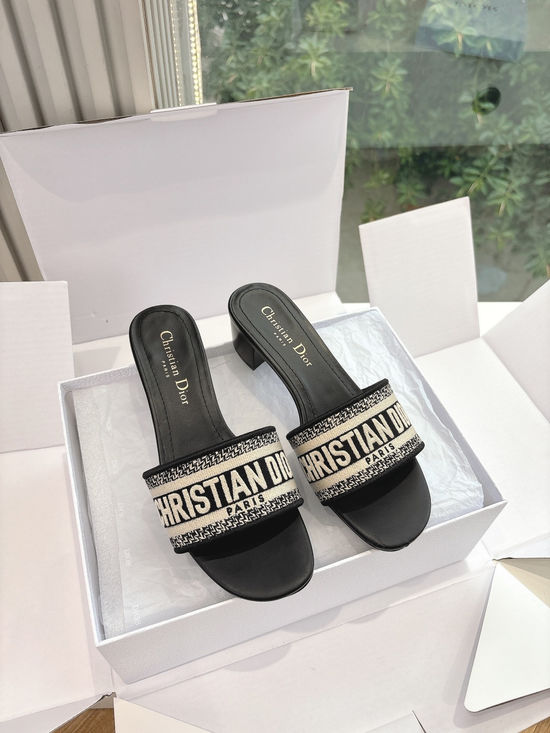 Christian Dior Embroidered Slip On Sandals Soft Lining Non-slip Sole Shoes