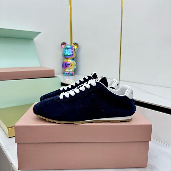 Miu Miu Vintage Casual Leather White Shoes Soft Comfort Sole