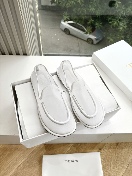 Roger Viver Minimalist Mesh Round Toe Sandals Comfortable Soft Sole
