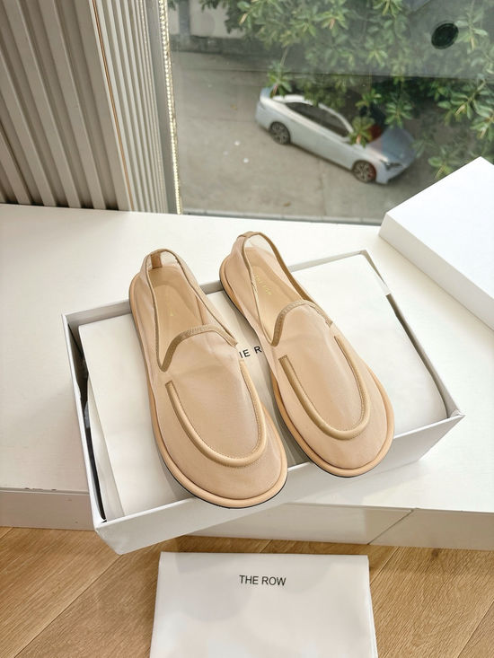 Roger Viver Minimalist Mesh Round Toe Sandals Comfortable Soft Sole