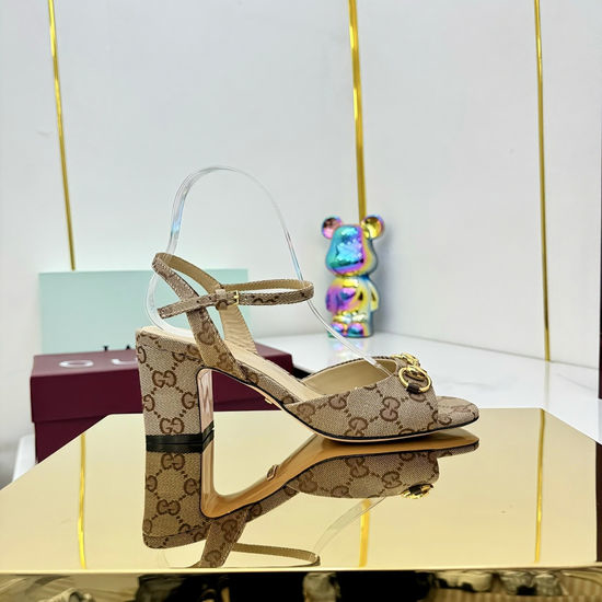 Gucci Mid Block Heel Peep Toe Sandals With Buckle